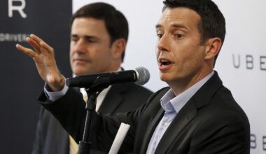 Ex-Obama and Harris adviser Plouffe joins Coinbase amid political push