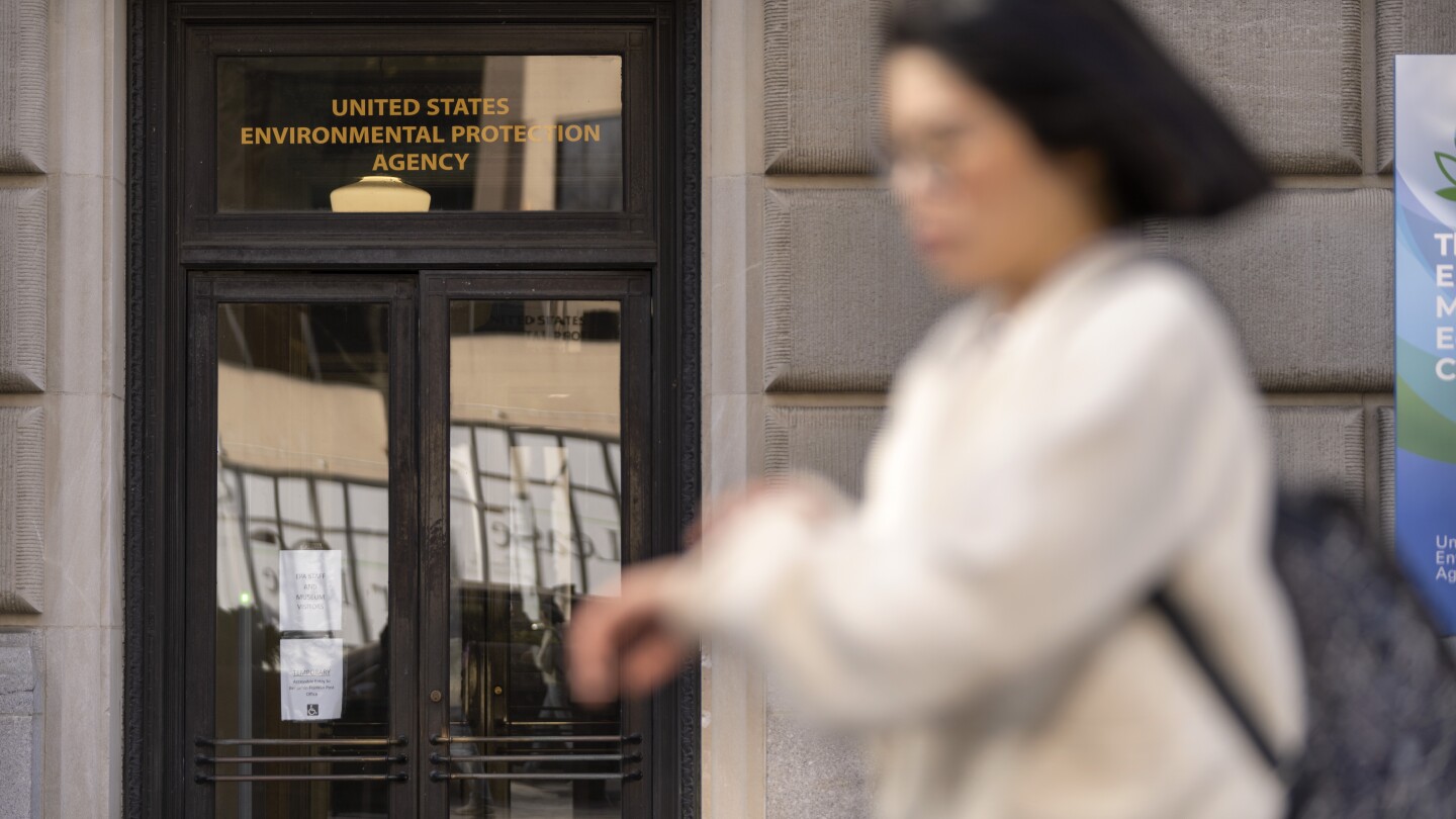 EPA employees send 'declaration of dissent' over policies under Trump