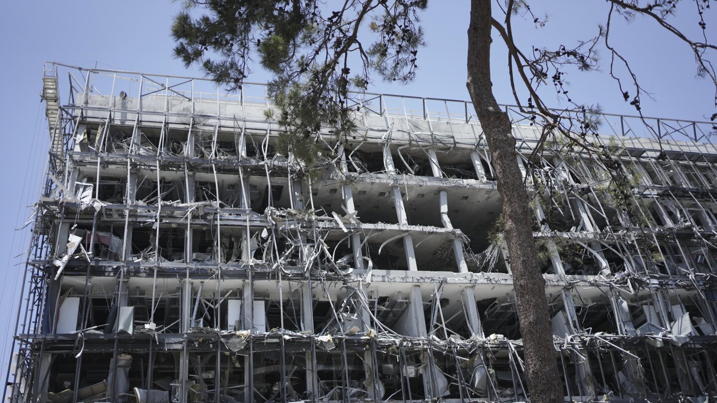 Iranian missile strikes Israel's Weizmann research institute