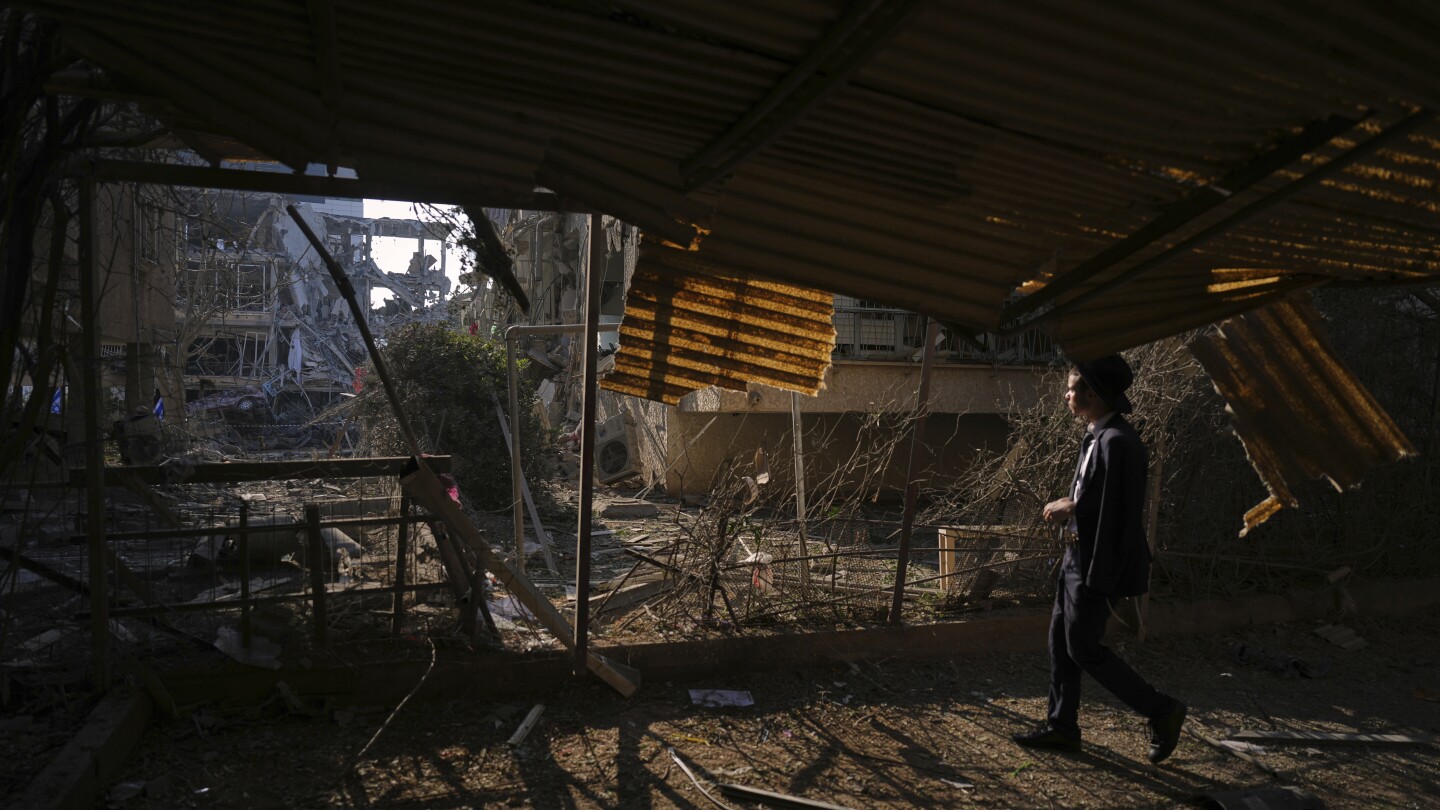 Iran retaliates after Israeli strikes