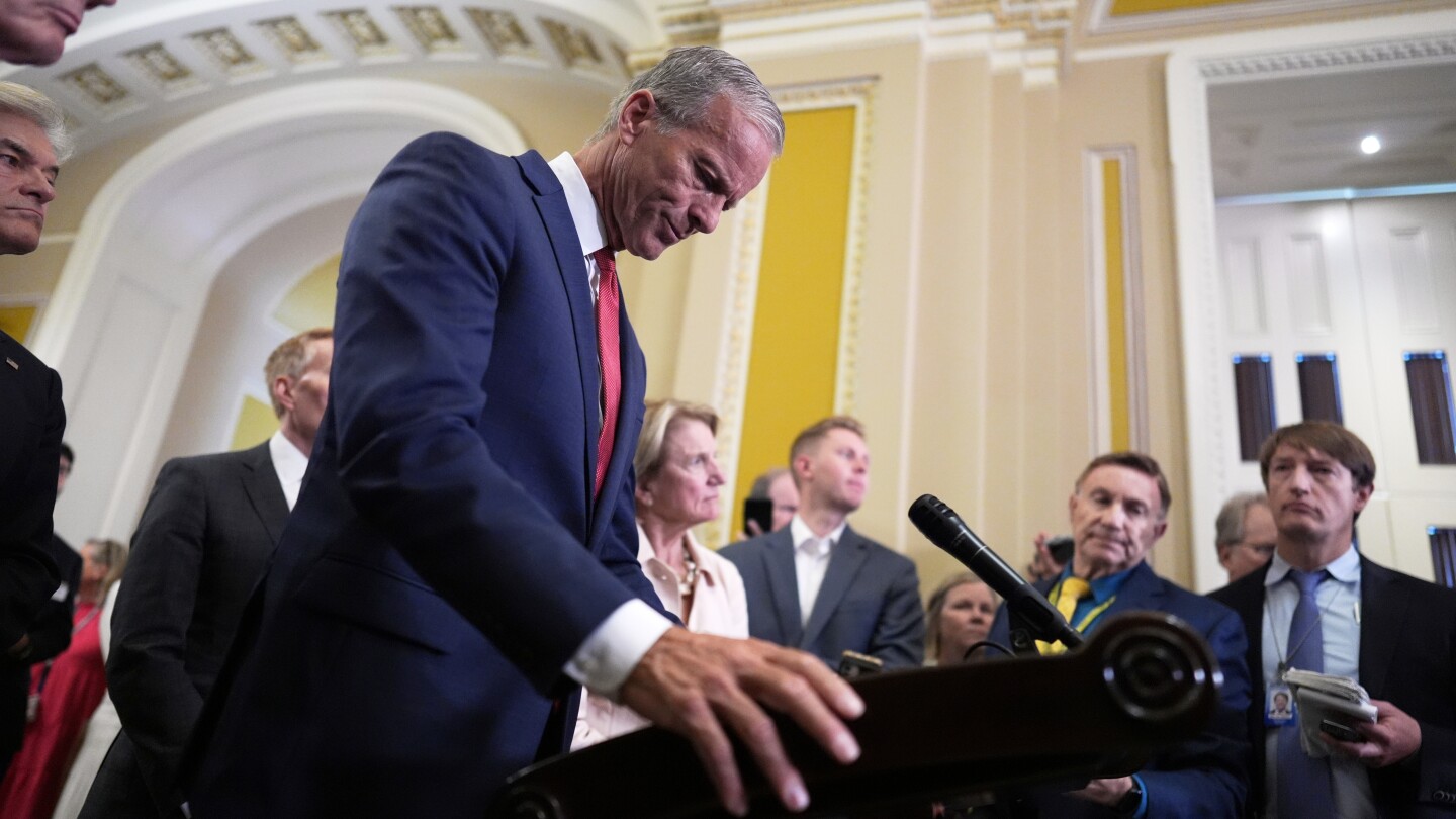 House and Senate Republicans at odds over Trump's massive tax bill