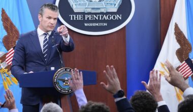 US signals a willingness to renew talks with Iran and avoid a prolonged war