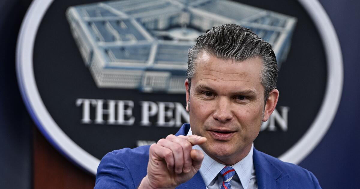 Adversarial press conference spurs nostalgia for a different time
