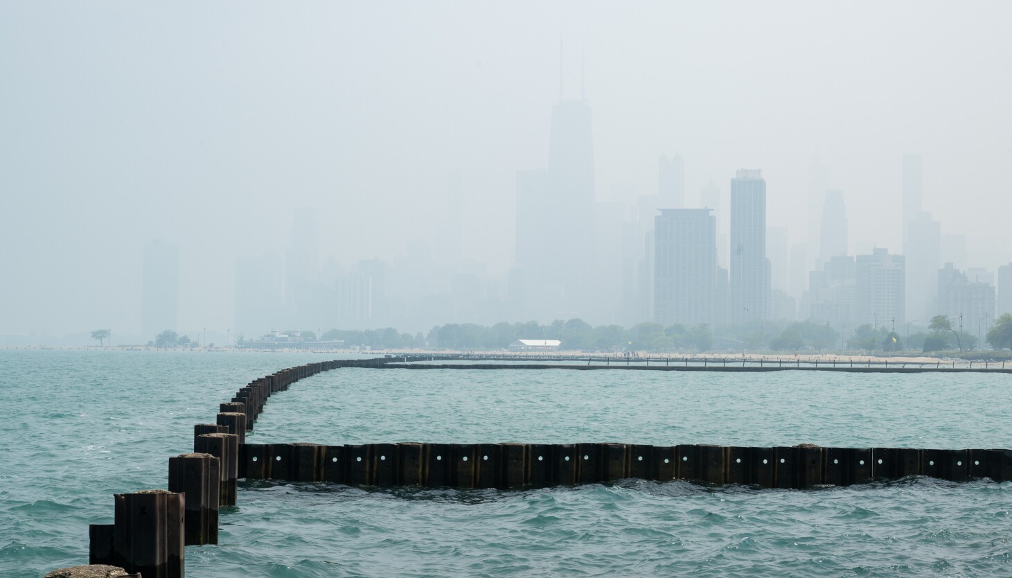 Chicago's air quality among worst in the world due to Canadian wildfire smoke