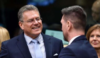 EU threatens to accelerate tariffs on US goods as Trump escalates trade war