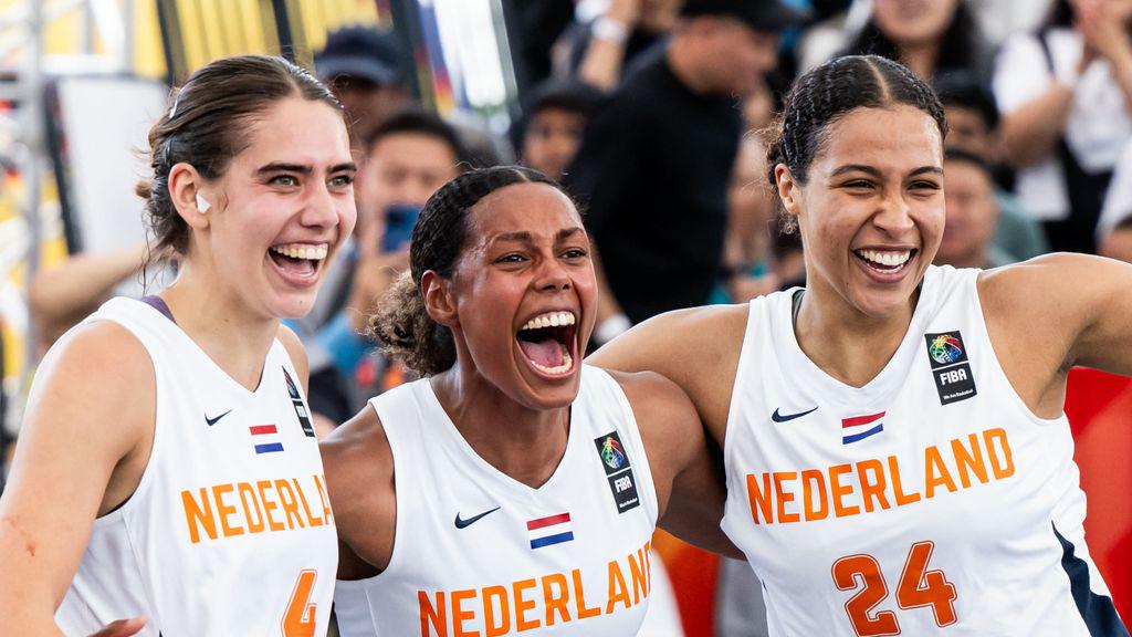Nederlandse 3x3-basketbalsters grijpen eerste wereldtitel met zege op gastland Mongolië