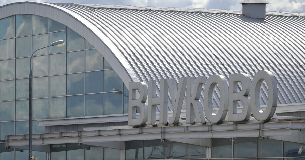 Ukrainian drone attack on Moscow closes 2 major airports – POLITICO