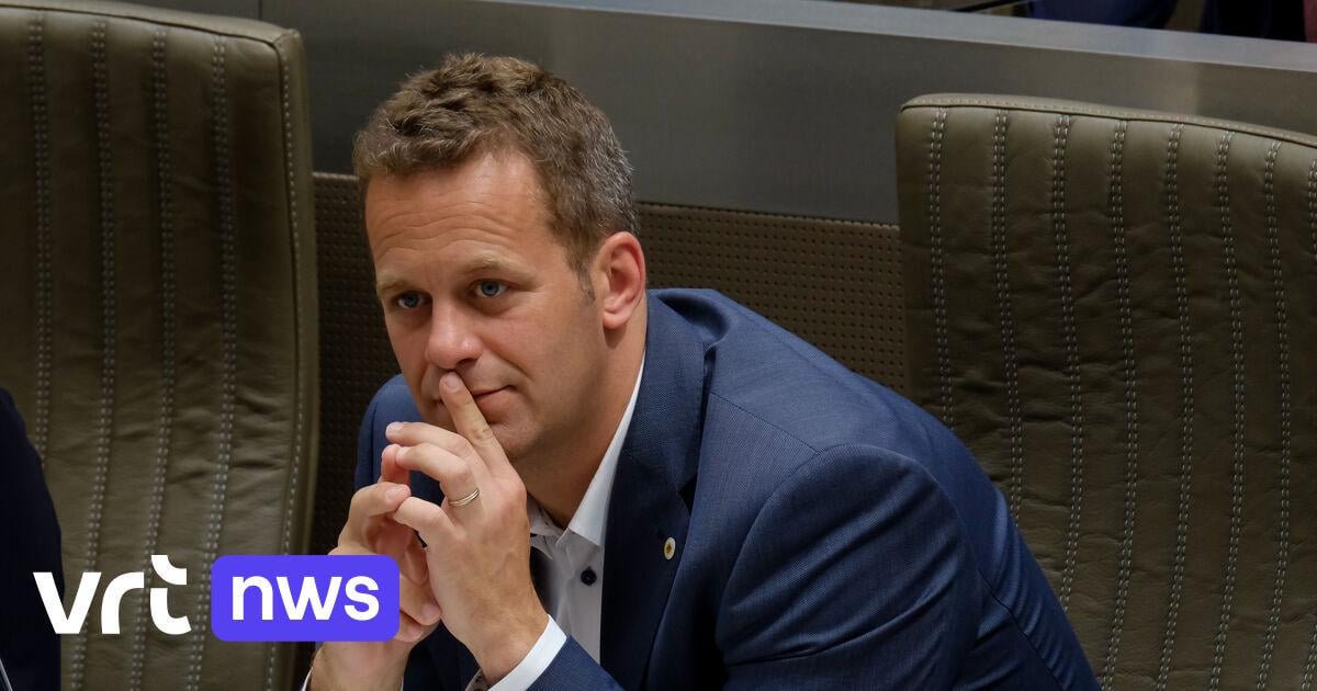 Vlaams Parlementslid Robrecht Bothuyne (CD&V) stapt uit vennootschap waarvoor hij tussenkwam in vergunningsdossier | VRT NWS: nieuws