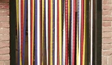 Bring back these plastic curtains!