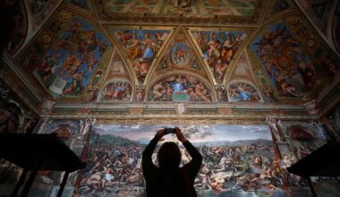 Vatican unveils last of restored Raphael Rooms after 10-year cleaning that yielded new discoveries