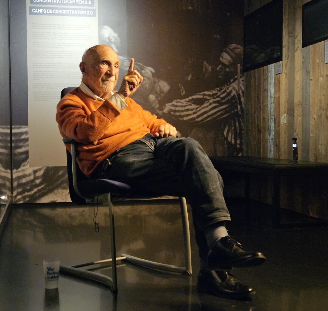 Simon Gronowski, survivor of the infamous 20th convoy, shares his story with young people at the Military Museum