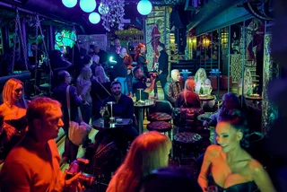 zlaty-strom-bar-club-expats 11-06-2025