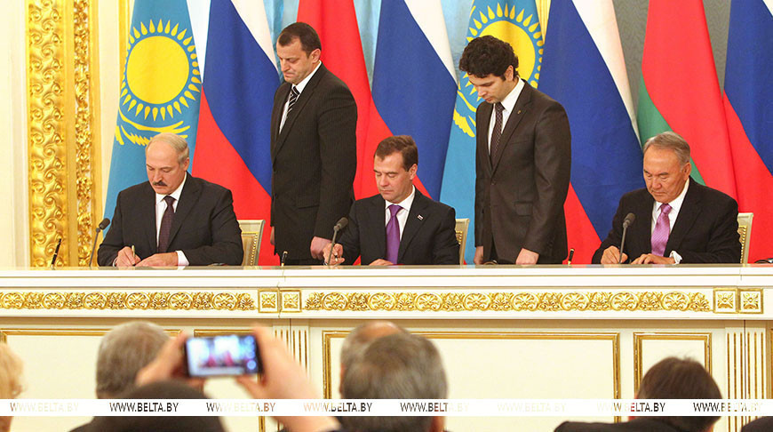 'No one is driving anyone anywhere’. What Lukashenko said about Eurasian integration 14 years ago 