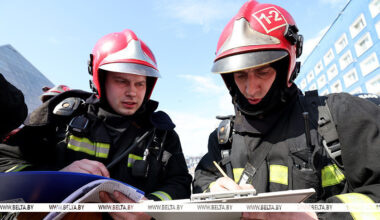 Lukashenko extends professional holiday greetings to Belarusian firefighters