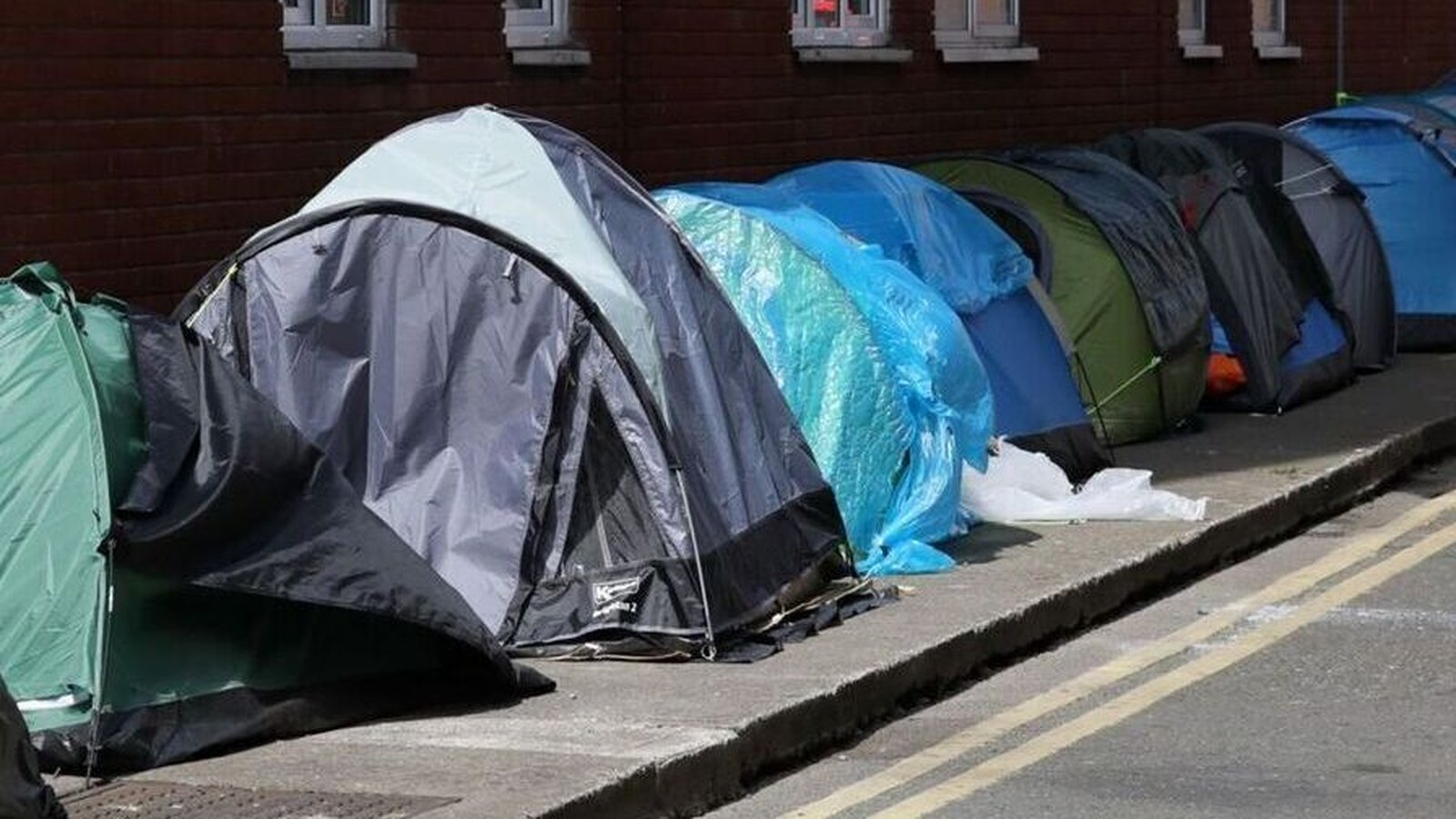 Court rules in State's favour over asylum seekers' rights
