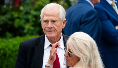 Navarro touts ‘Trumpnomics’ in rant against Powell, Federal Reserve
