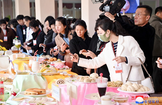 This photo shows an exhibition of flour-based dishes in Pyongyang on Nov. 5, 2024. [KOREAN CENTRAL NEWS AGENCY]