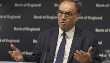 BoE Head Bailey Opposes Gov't Pension Investment Mandate