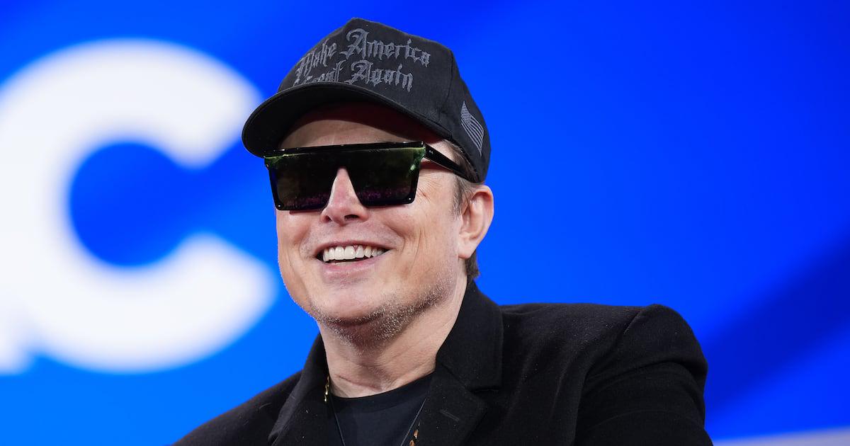 Air Force Halts Project With Musk’s SpaceX