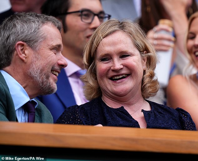 He was also seen speaking with Annabelle Galletley - who works at the Royal Household - while taking in the action on the court