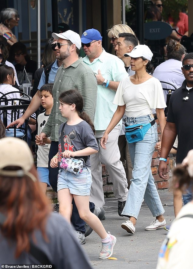 Usha, 39, dressed very informally for the outing, opting for a pair of loose high-waisted jeans, a white T-shirt that she tucked into them, and some white sneakers