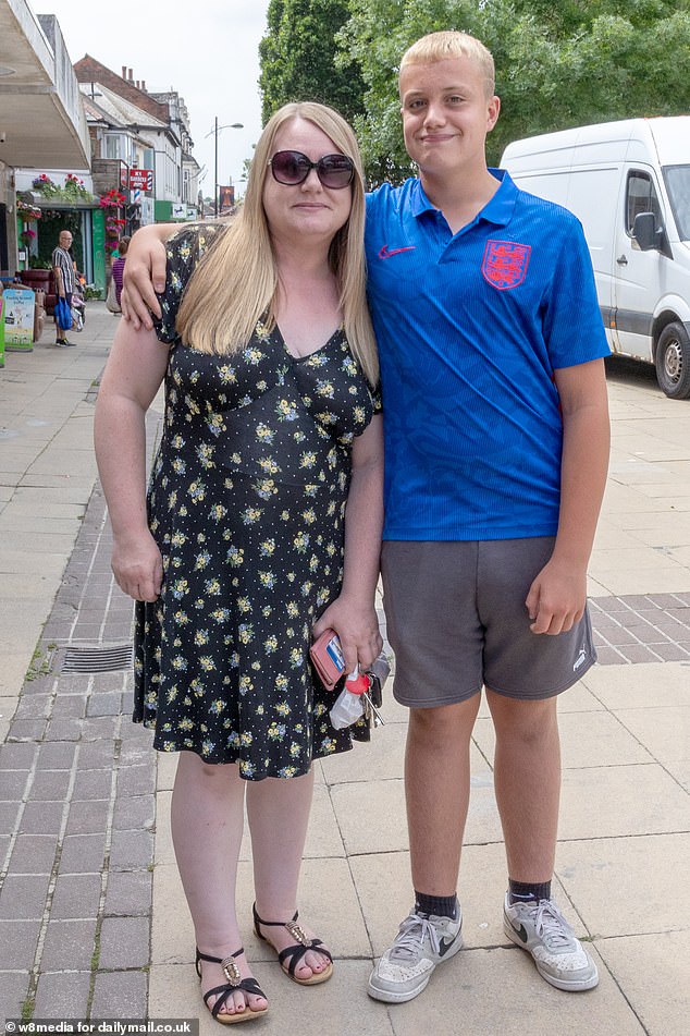 Nikki Woodley and her 14-year-old son Harry said they also have reservations if migrants were to be relocated to the high street