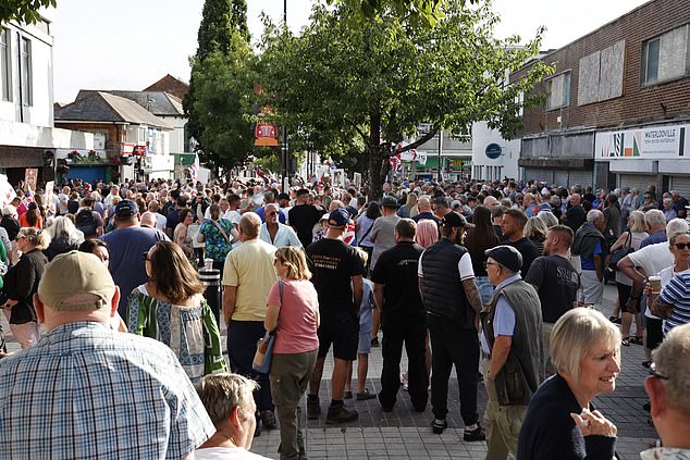 Thousands could be seen protesting the governments decision to move the asylum seekers