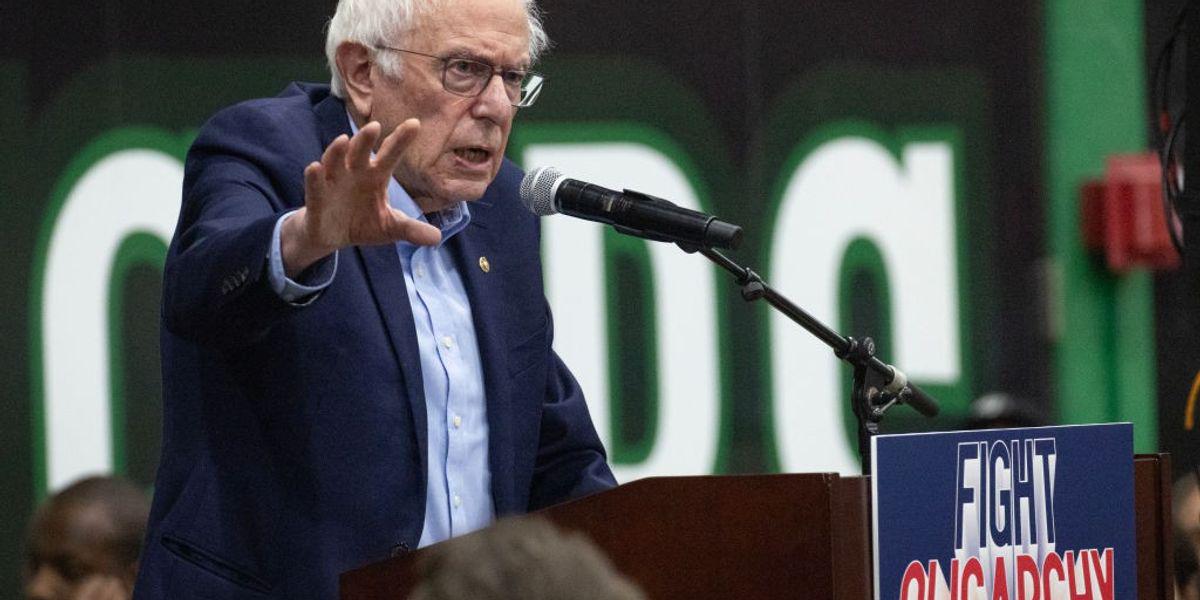 Sanders-Omar Bill Would Repeal Big Oil 'Welfare' in Trump Budget Law | "We are done letting fossil fuel executives write the rules while our communities pay the price," said Rep. Ilhan Omar.