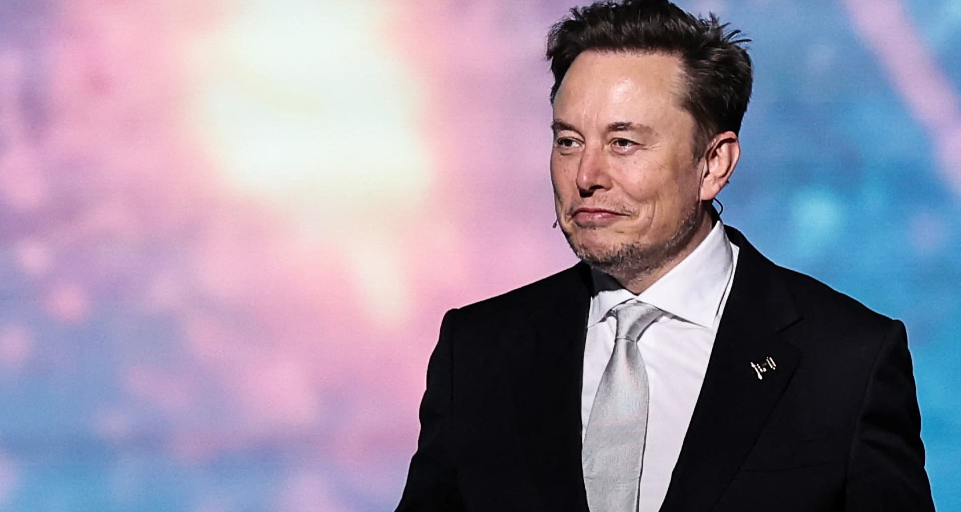 Tesla shares drop after Elon Musk plans a new political party