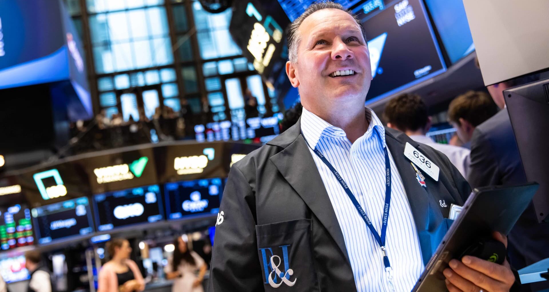 Stock market today: Live updates