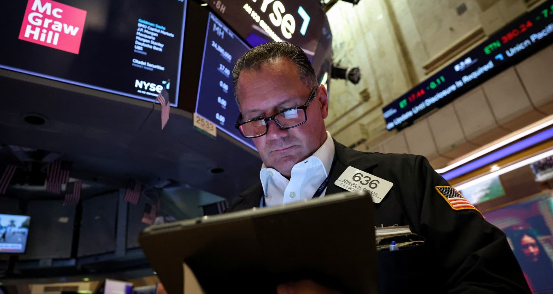 Stock market today: Live updates