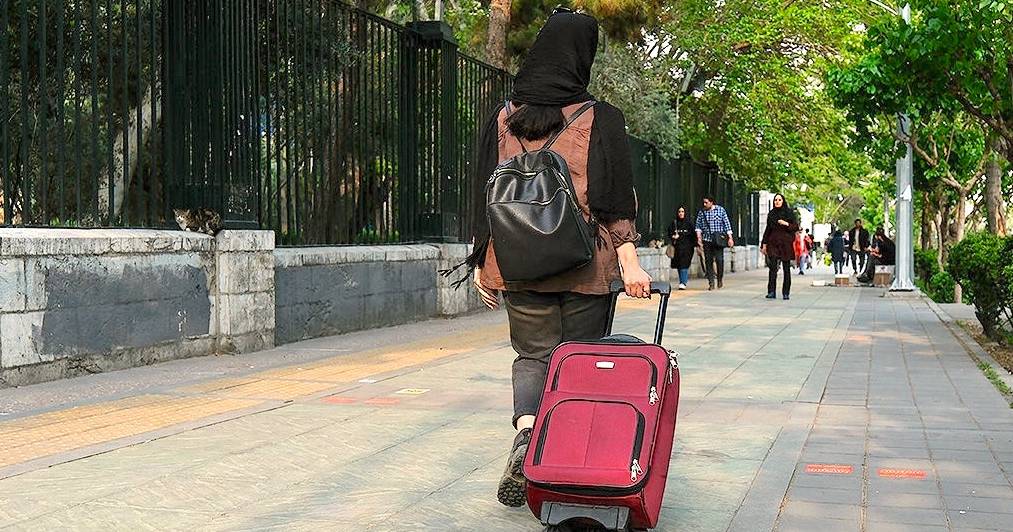 Iran courts expatriates after war but faces deep distrust