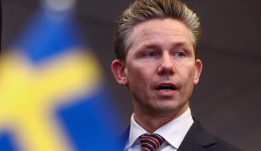 Sweden mulls extending military officer conscription age to 70