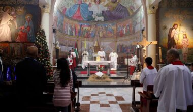 Gaza : Israël bombarde une église catholique faisant trois morts et une dizaine de blessés