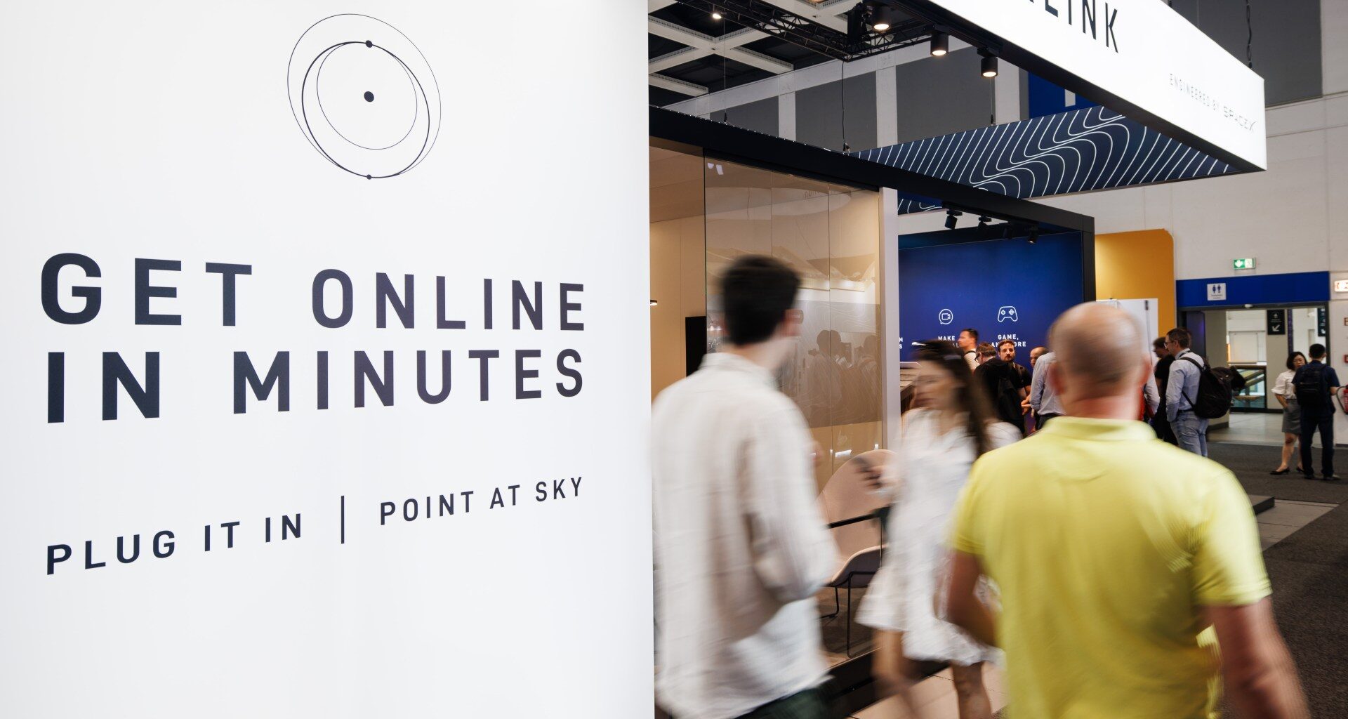 Elon Musk ‘sorry’ after Starlink satellite internet suffers global outage | Elon Musk News
