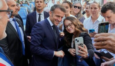 Macron in 2032? French leader floats future in national politics after term ends – POLITICO