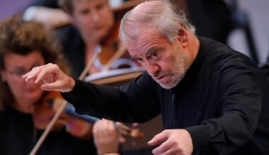 Get the violins out! Russia slams Italy for canceling pro-Putin conductor’s concert – POLITICO