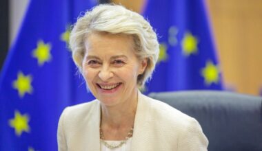 Von der Leyen secures trade deal with Trump to avoid 30% US tariff on EU goods