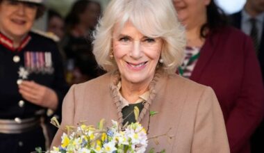 Queen Camilla cuts cake without King Charles for special milestone