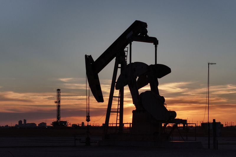 Oil falls as Trump's expanded tariffs cloud demand outlook