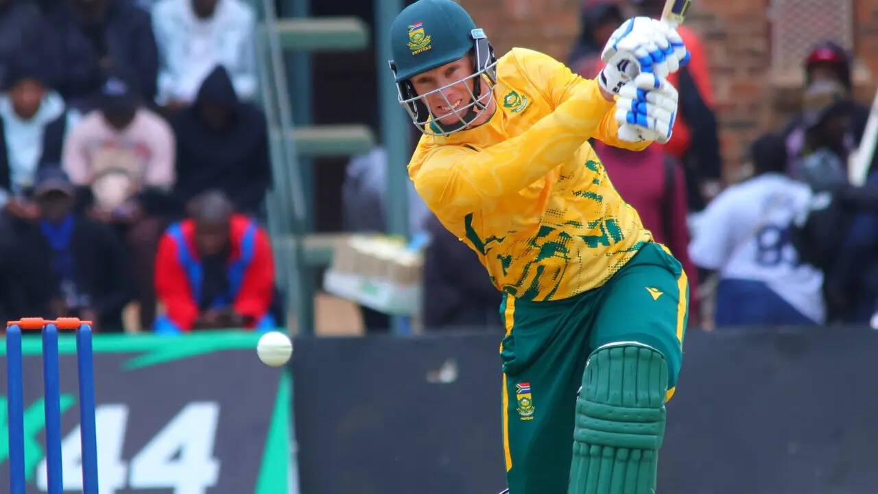 South Africa Beat Zimbabwe To Book Tri-Series Final Clash With New Zealand South Africa Beat Zimbabwe To Book Tri-Series Final Clash With New Zealand