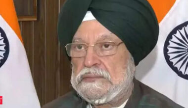 Crude oil prices back at $67/barrel, likely to remain stable: Minister Puri