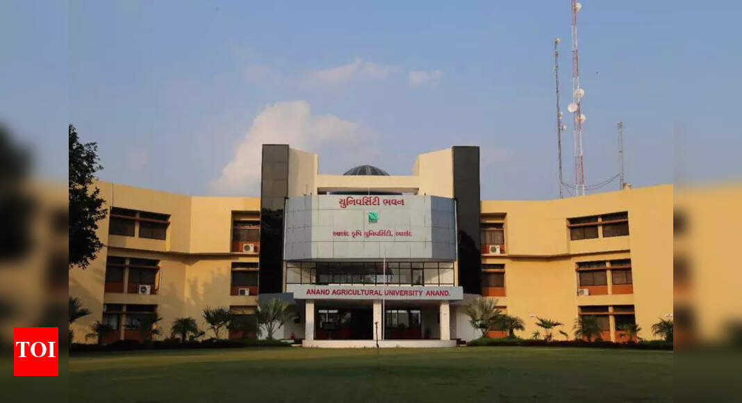 AAU sanctions 113.5L seed fund for 9 agri-startups | Vadodara News
