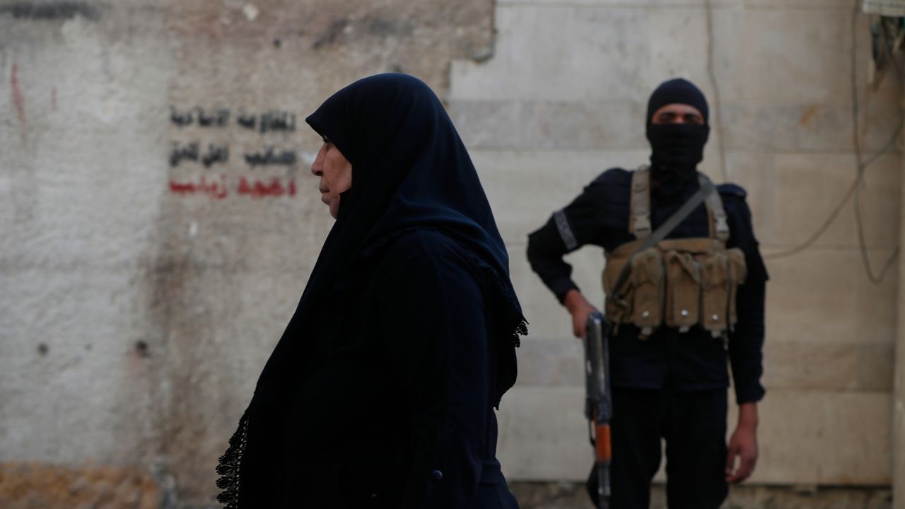 Shiite neighborhoods in Damascus commemorate Ashoura quietly after Assad's ouster