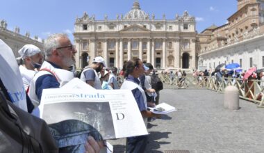 Pope thanks L'Osservatore di Strada: You make the voices of the voiceless heard