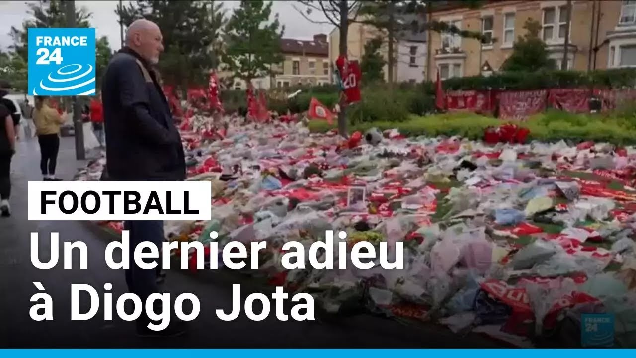 Les proches et le monde du football réunis pour un dernier adieu à Diogo Jota et son frère