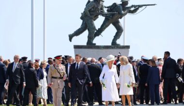 Macron heads to UK for first official visit of King Charles III's reign