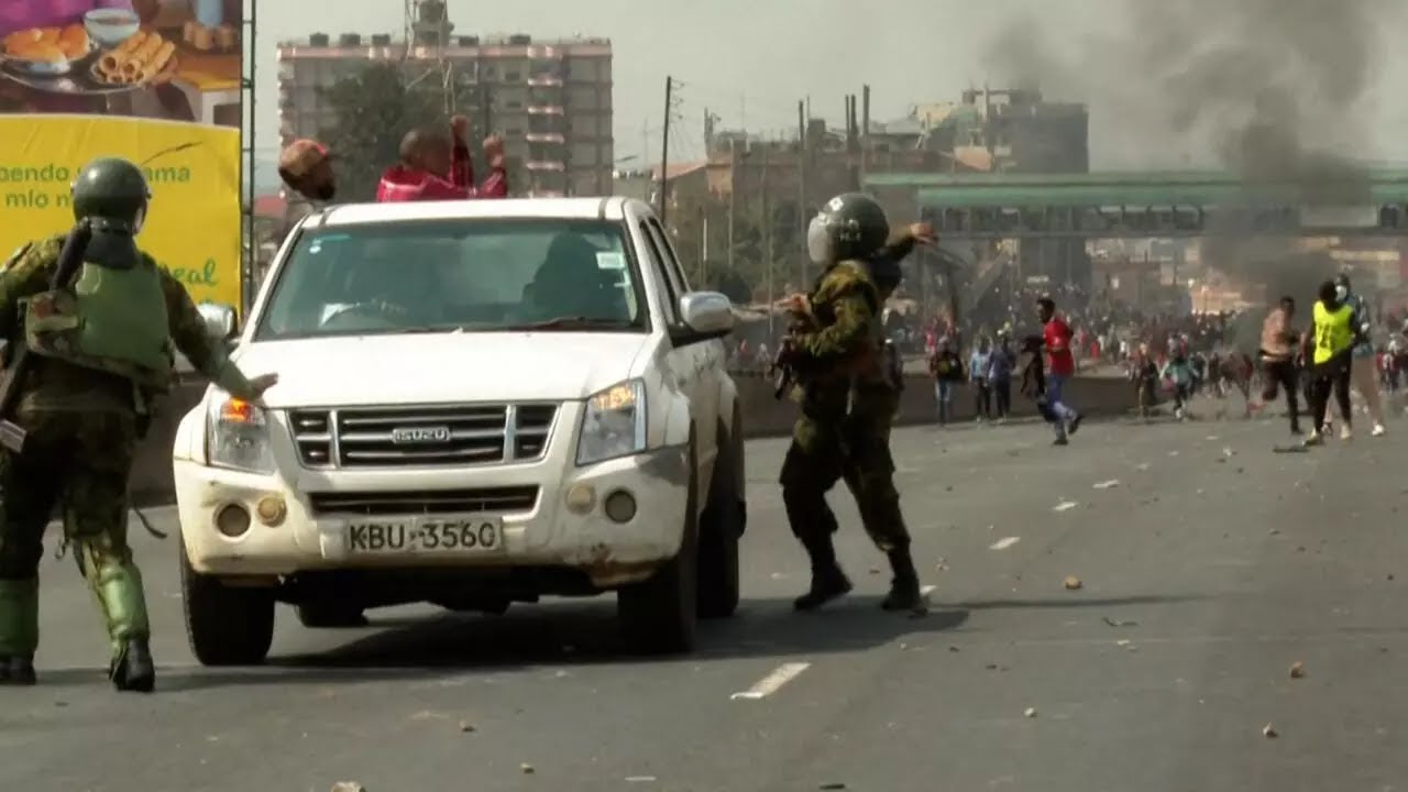 Au Kenya, la police utilise des fouets et des gaz lacrymogènes contre les manifestants