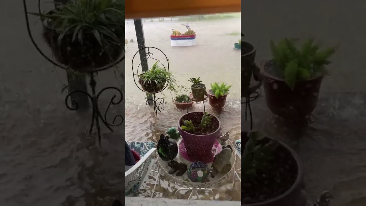 Flooding in Seguin leaves homes damaged