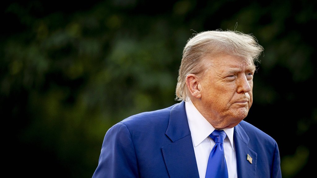 Trump: Kanadi 35-odstotne carine, ukrepi tudi drugim?